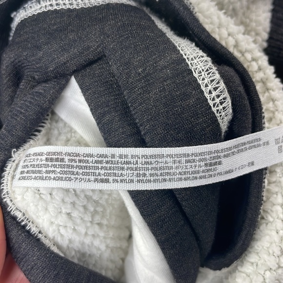 Free People Movement Mountain Dreamin’ Reversible Sweatshirt Grey Ivory M/L - Picture 13 of 15